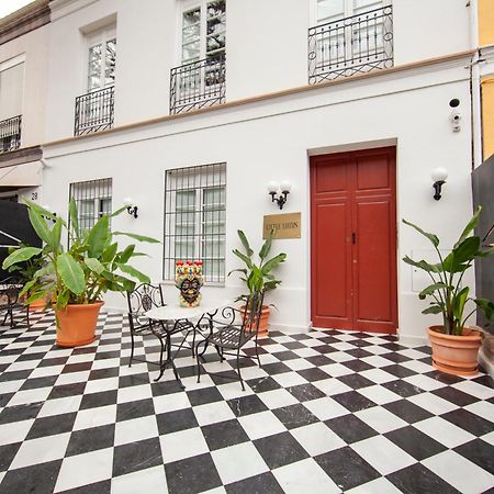 Pries Homes - Little Lotus Malaga Luaran gambar