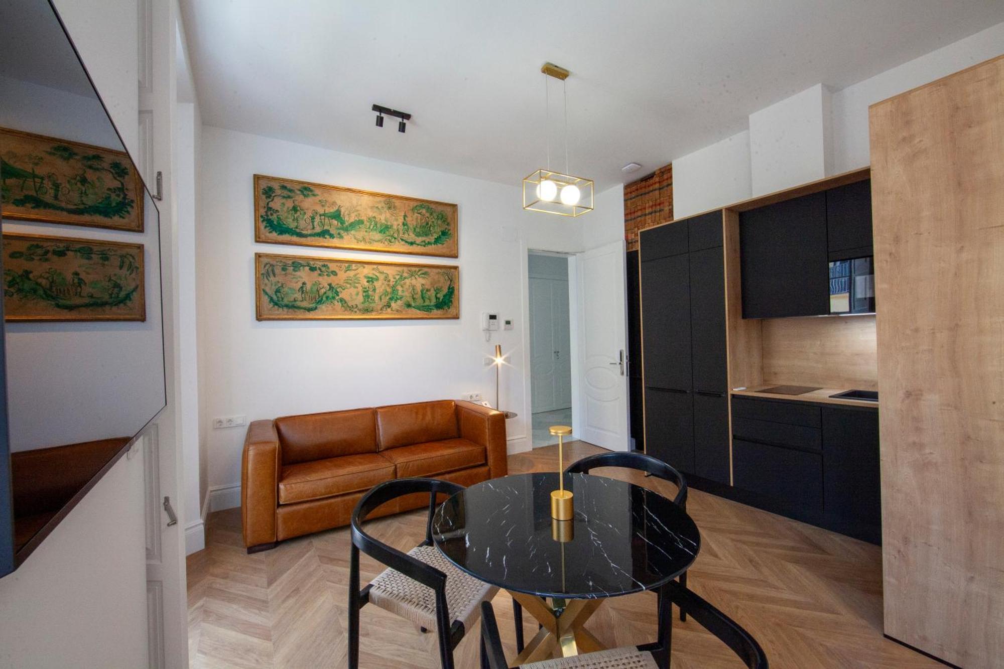 Pries Homes - Little Lotus Malaga Luaran gambar
