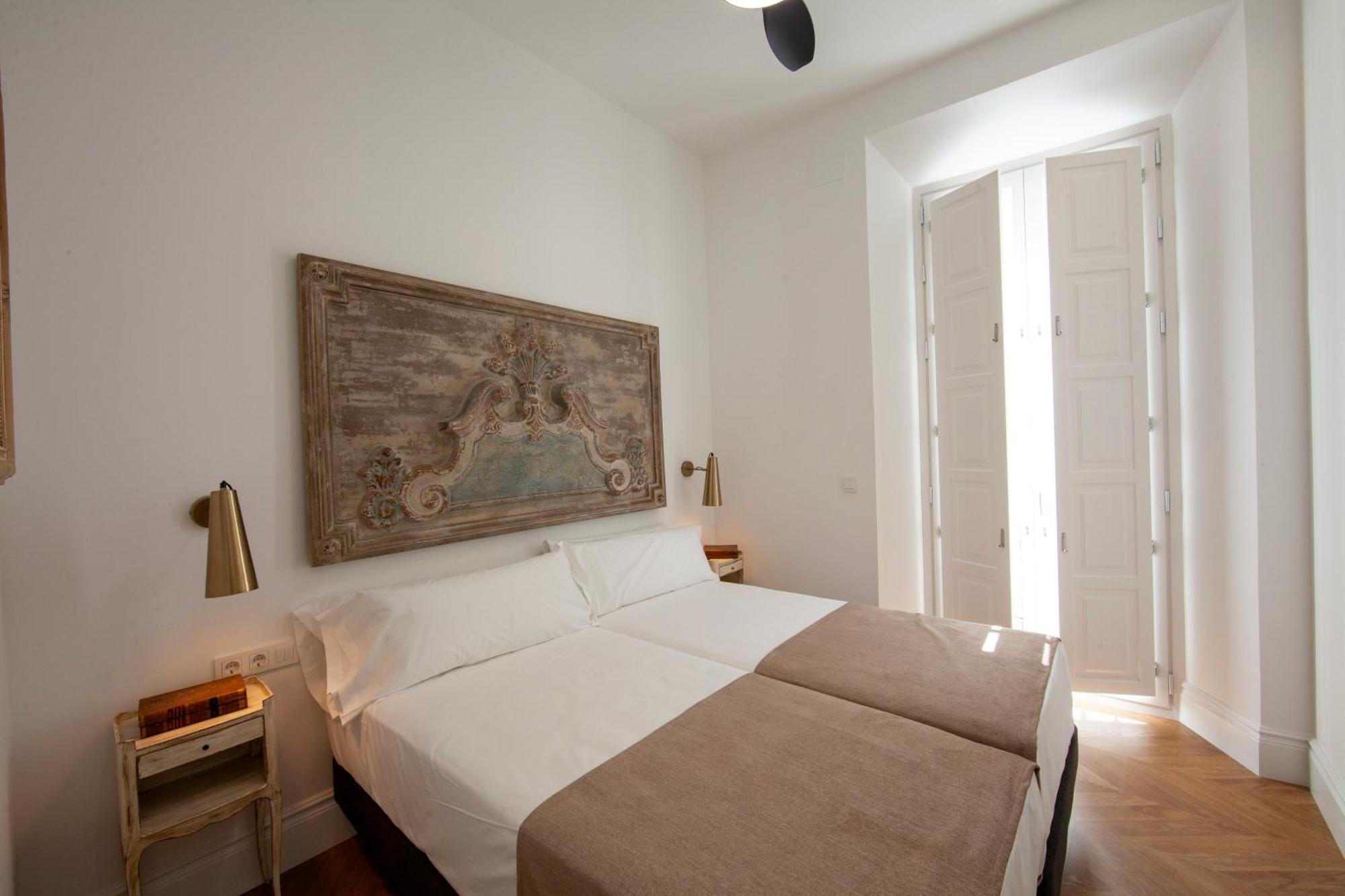 Pries Homes - Little Lotus Malaga Luaran gambar