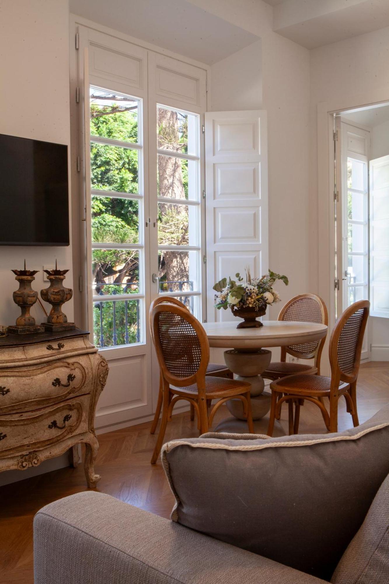 Pries Homes - Little Lotus Malaga Luaran gambar